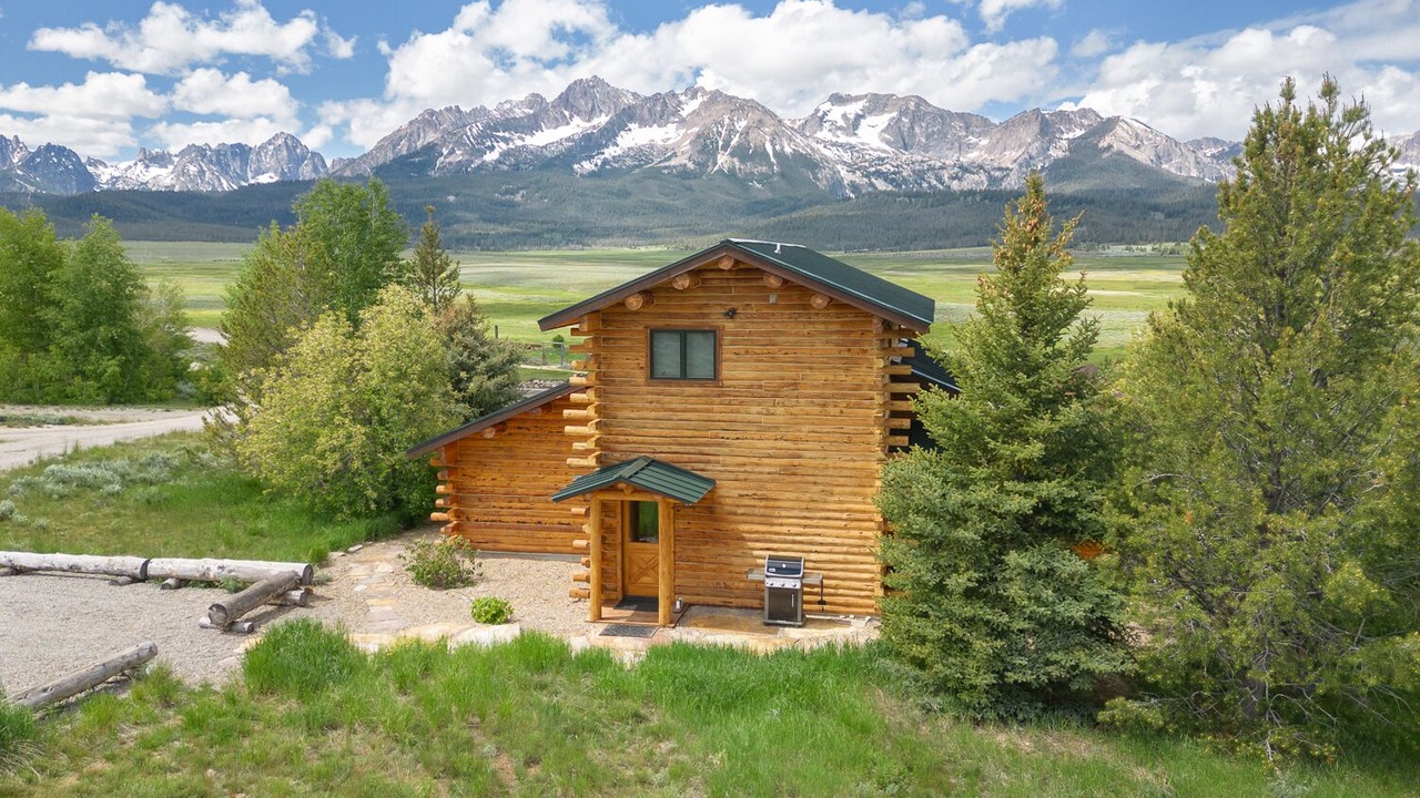 Photo of Outdoor in Stanley