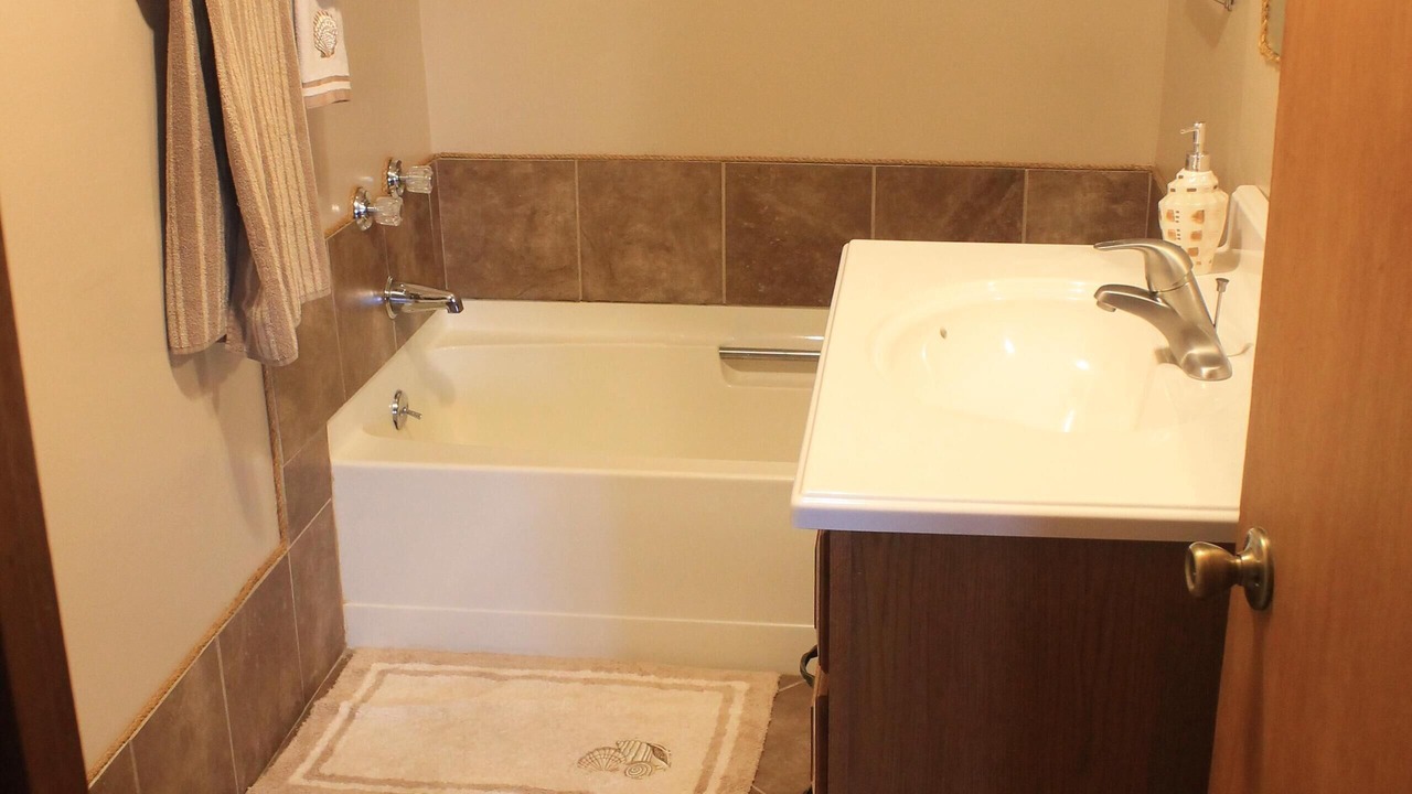 Photo of Bathroom in Newell