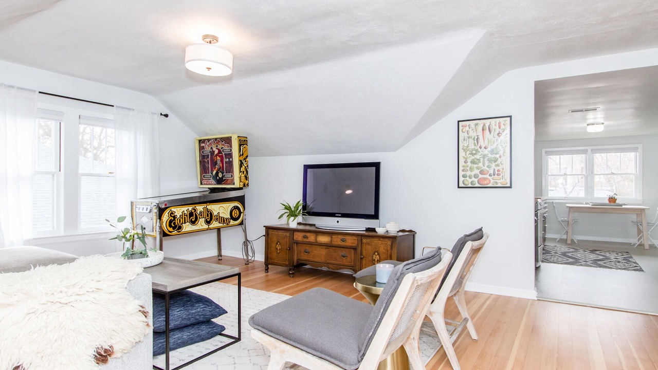 Photo of Livingroom in North End