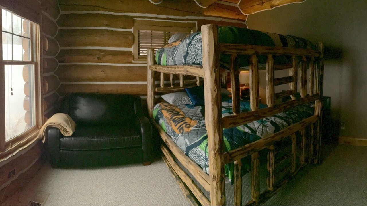Photo of Bedroom in Powder Ridge