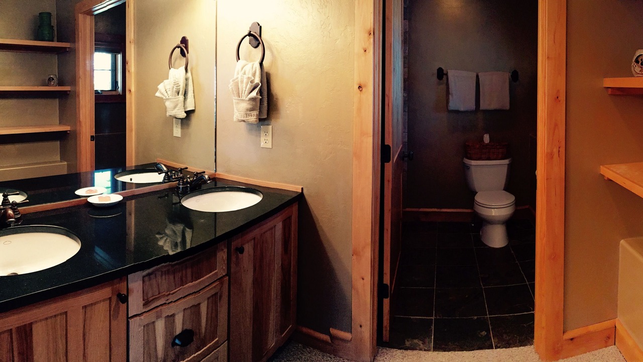 Photo of Bathroom in Powder Ridge