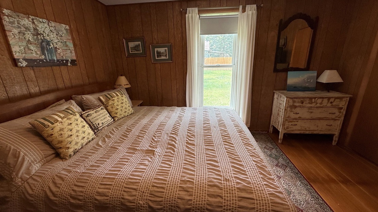 Photo of Bedroom in Ennis