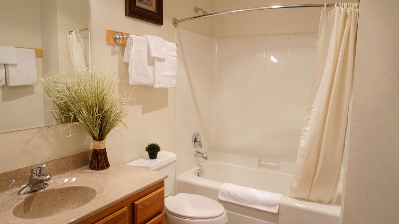 Photo of Bathroom in West Yellowstone
