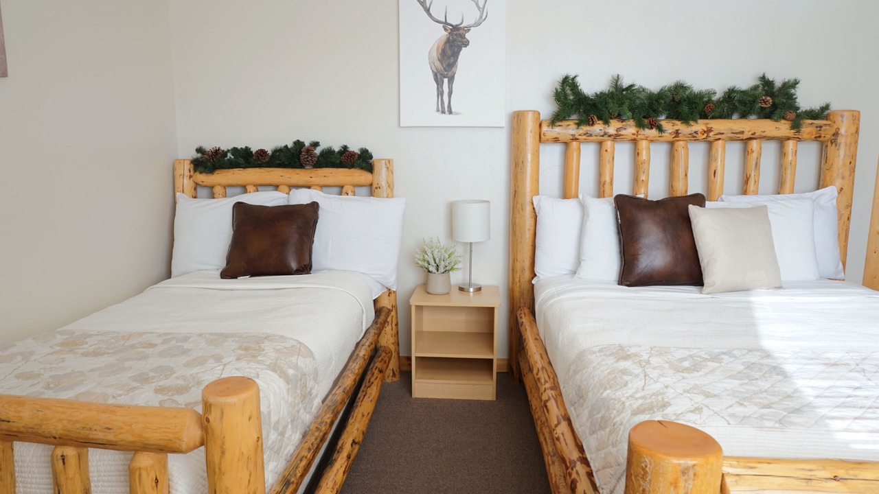 Photo of Bedroom in West Yellowstone