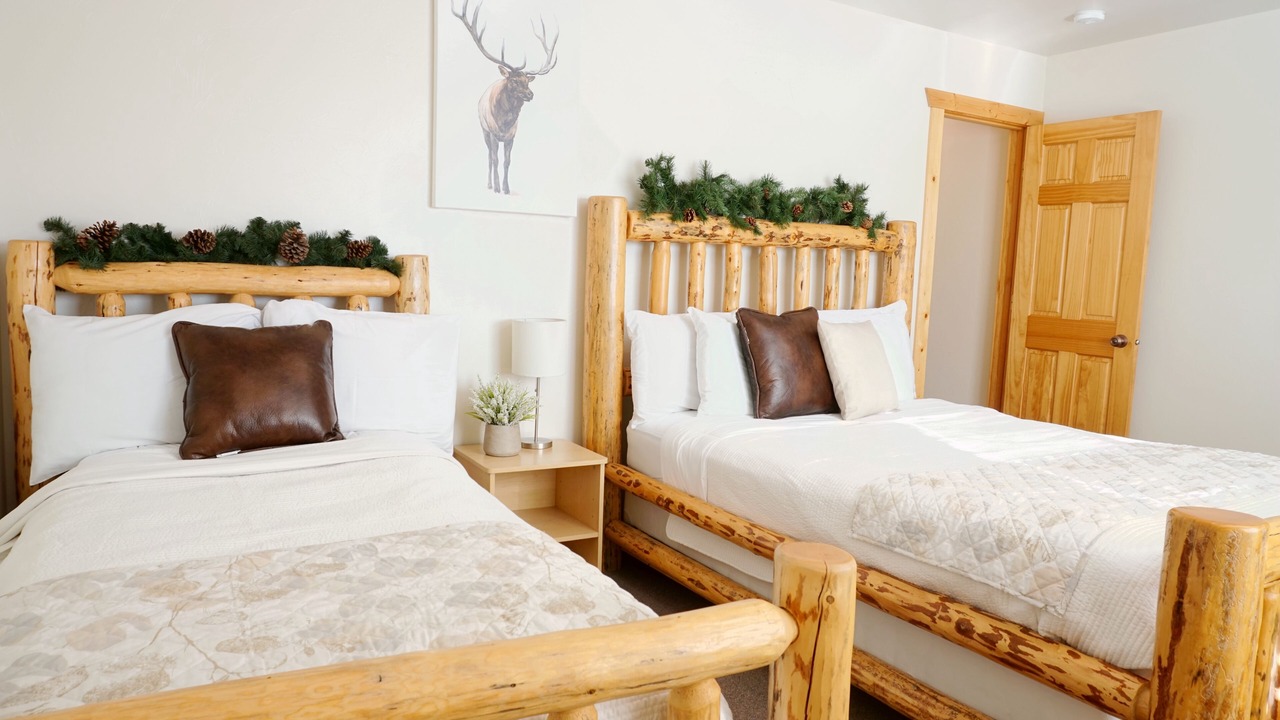 Photo of Bedroom in West Yellowstone