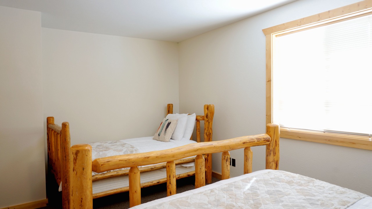 Photo of Bedroom in West Yellowstone