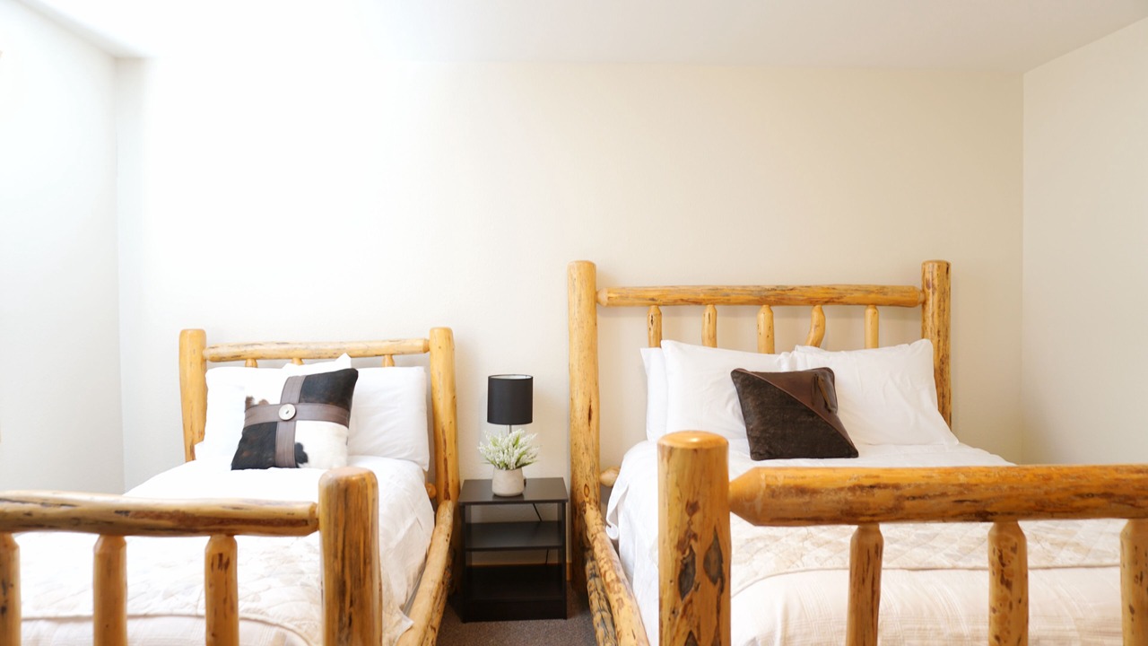 Photo of Bedroom in West Yellowstone