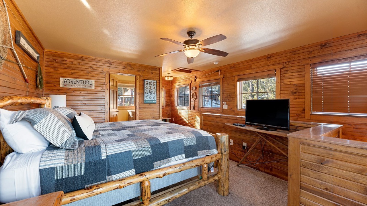 Photo of Bedroom in Deadwood