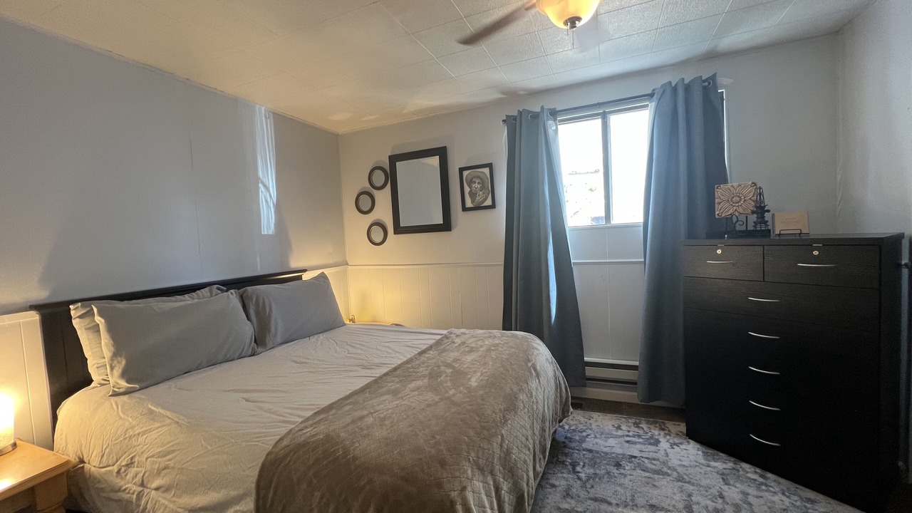 Photo of Bedroom in Gardiner