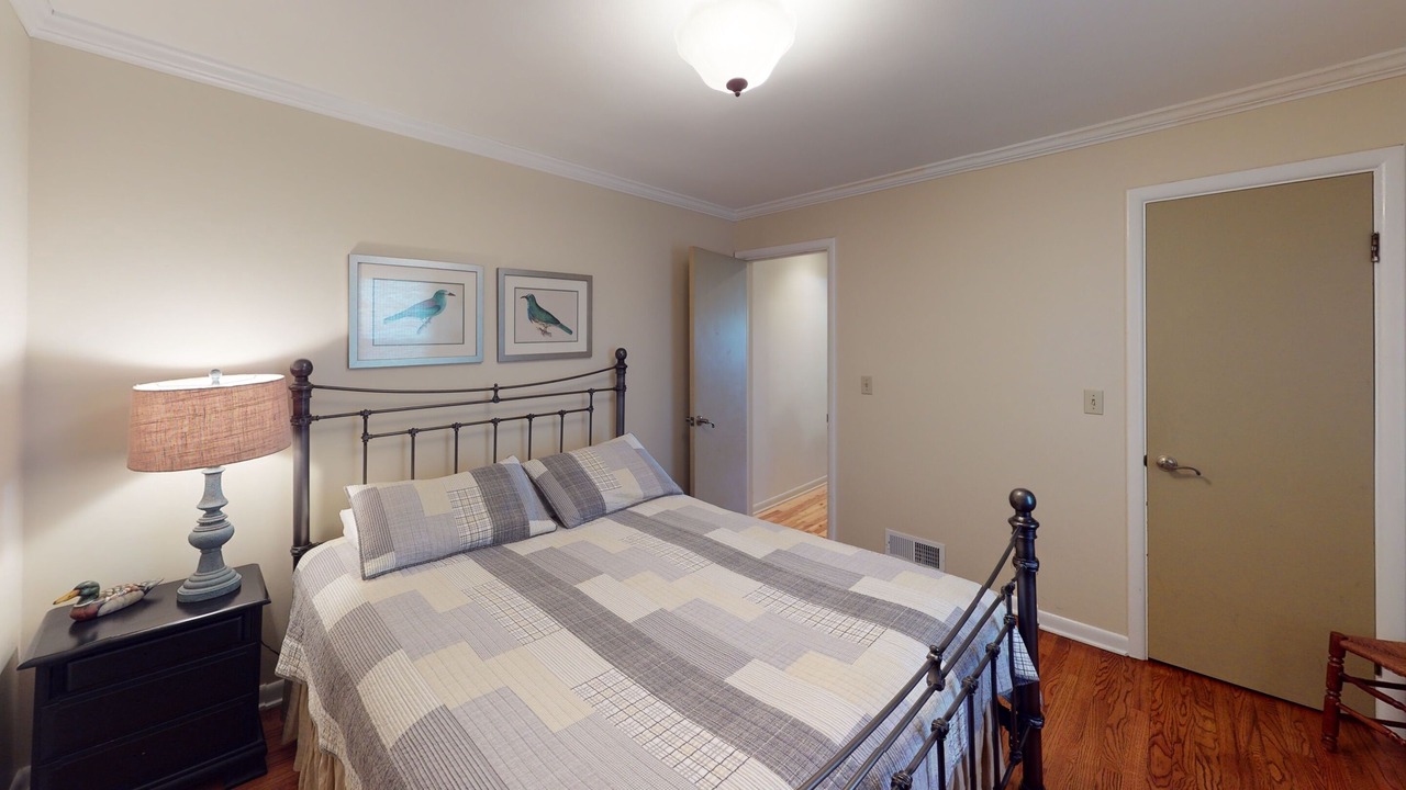 Photo of Bedroom in Nelsonville
