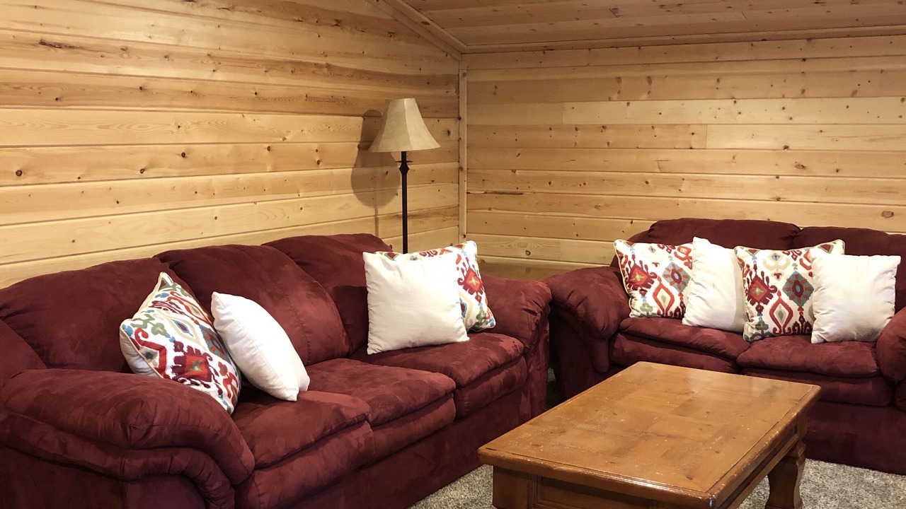 Photo of Livingroom in Island Park