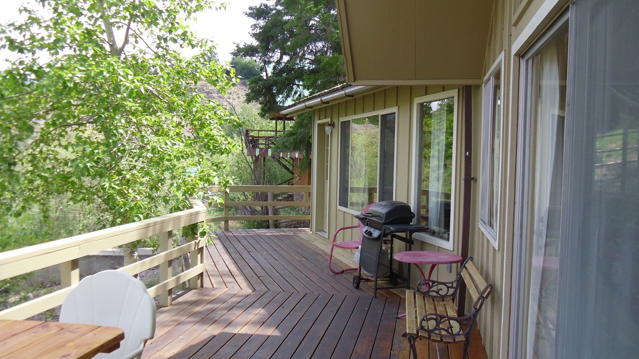 Photo of Outdoor in Salmon