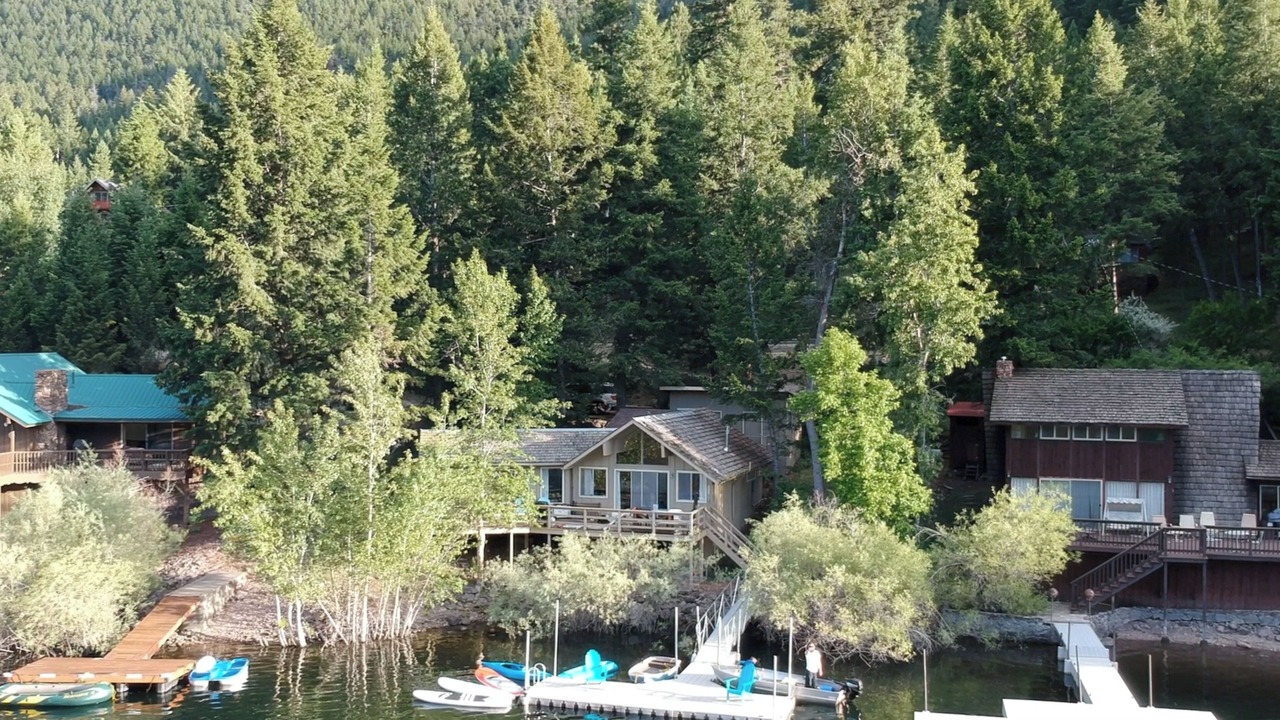 Photo of Outdoor in Salmon
