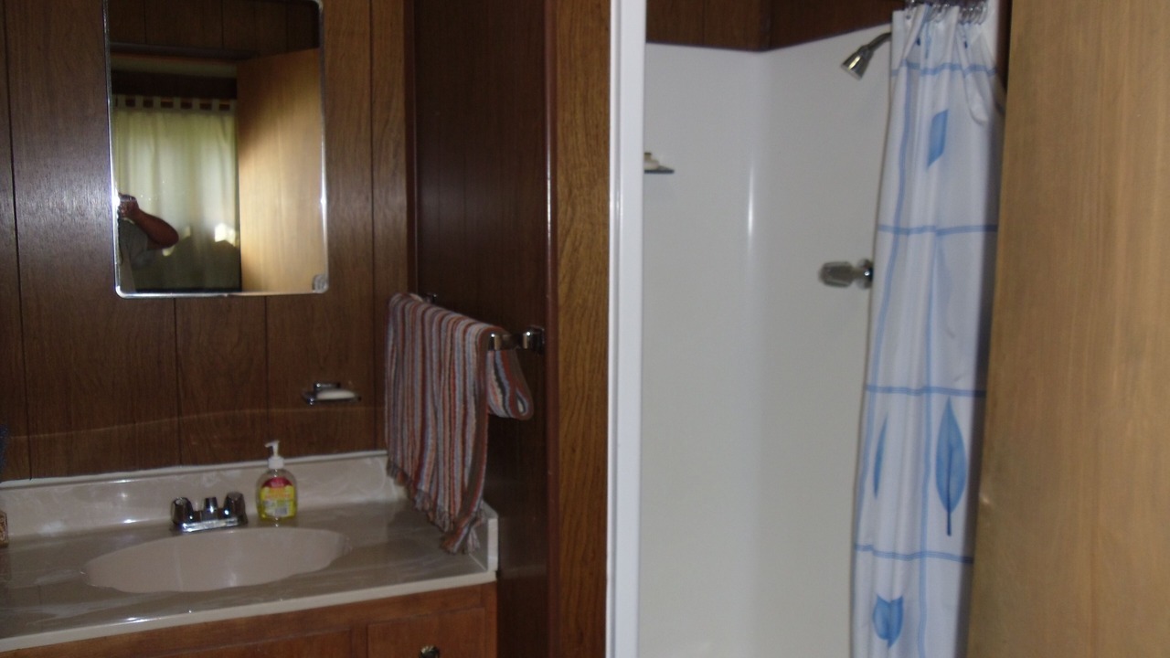 Photo of Bathroom in Salmon