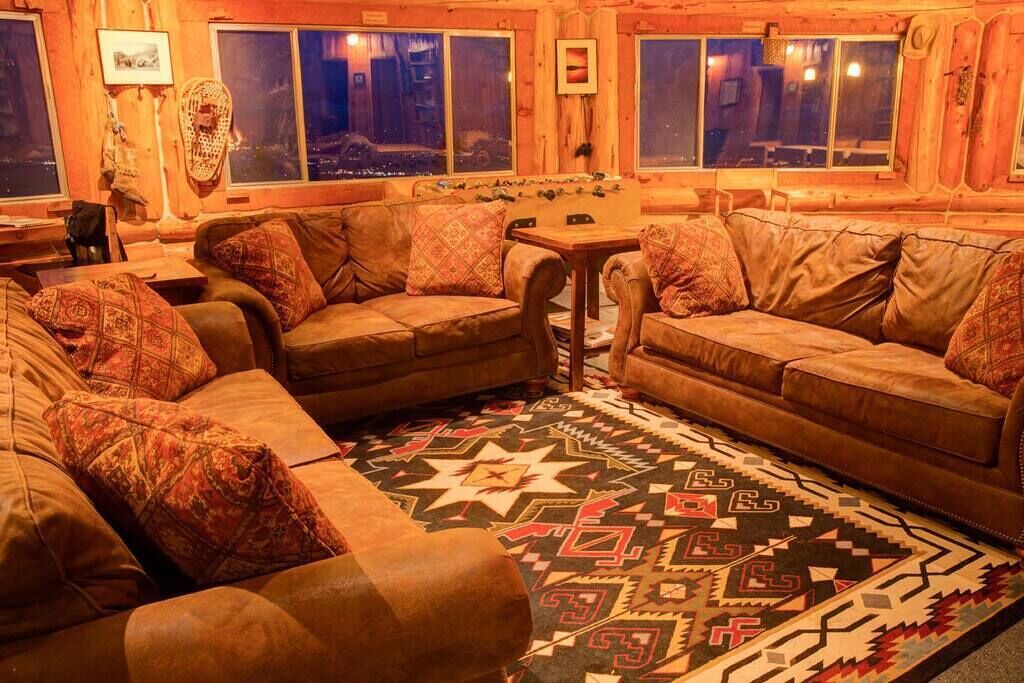 Photo of Livingroom in Hamilton