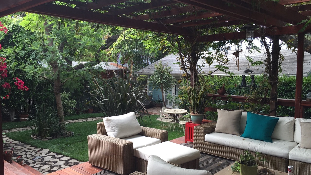 Photo of Patio Balcony in West Hollywood