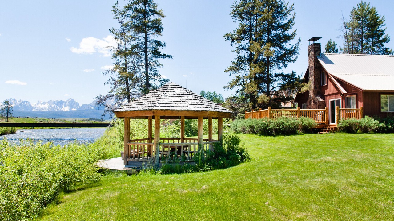Photo of Outdoor in Stanley