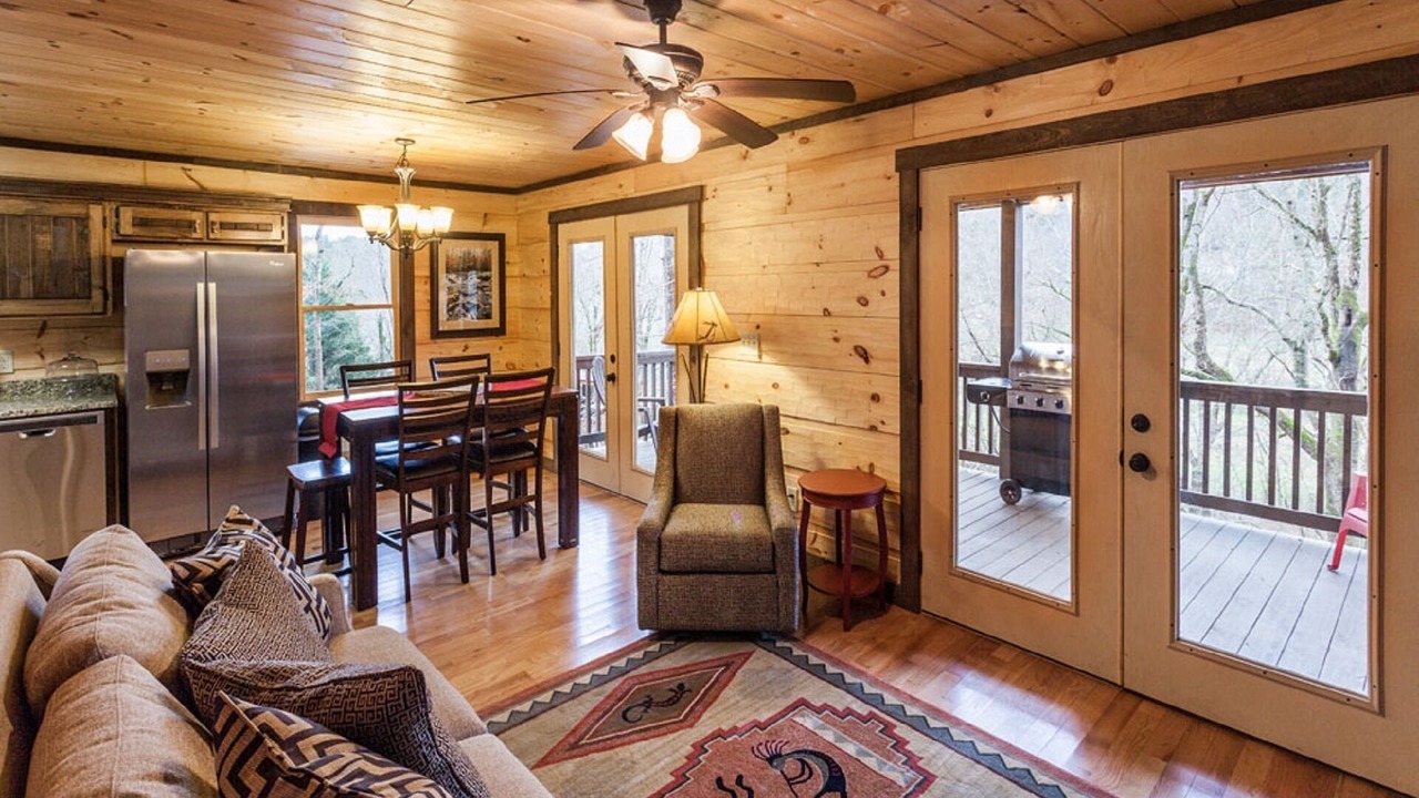 Photo of Livingroom in Ellijay