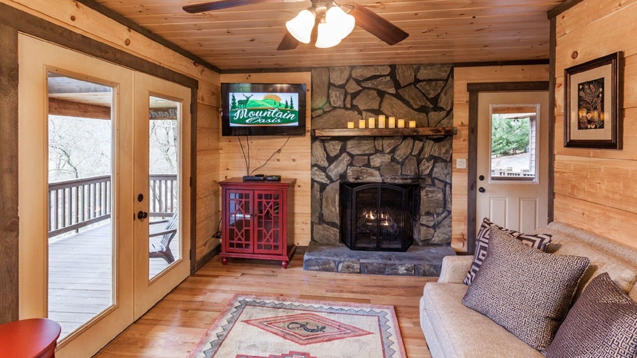 Photo of Livingroom in Ellijay