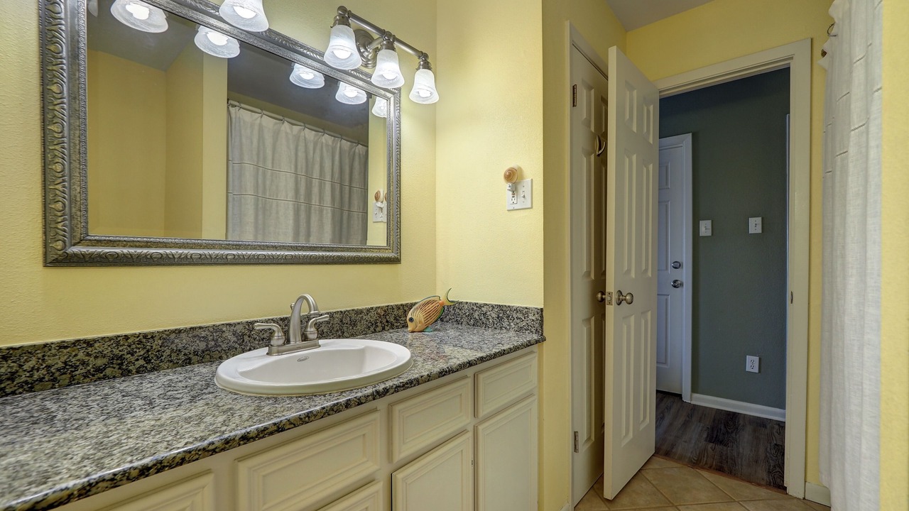 Photo of Bathroom in Corpus Christi