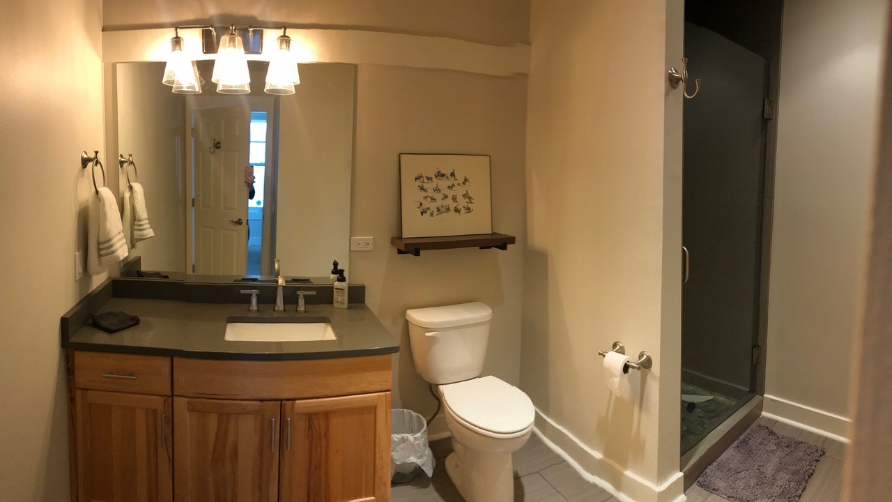 Photo of Bathroom in Saddle Ridge