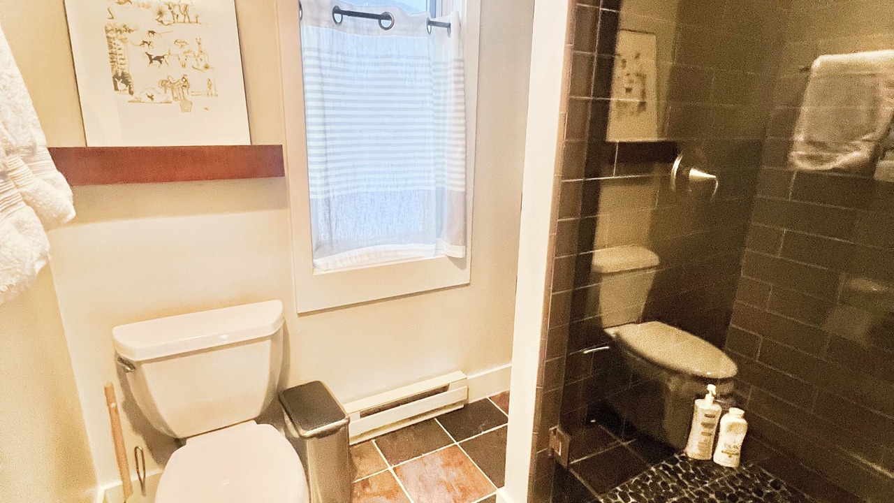 Photo of Bathroom in Saddle Ridge