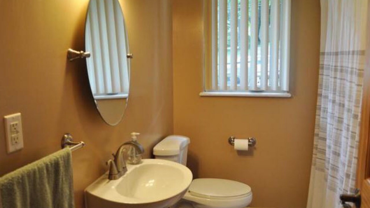 Photo of Bathroom in Lemont