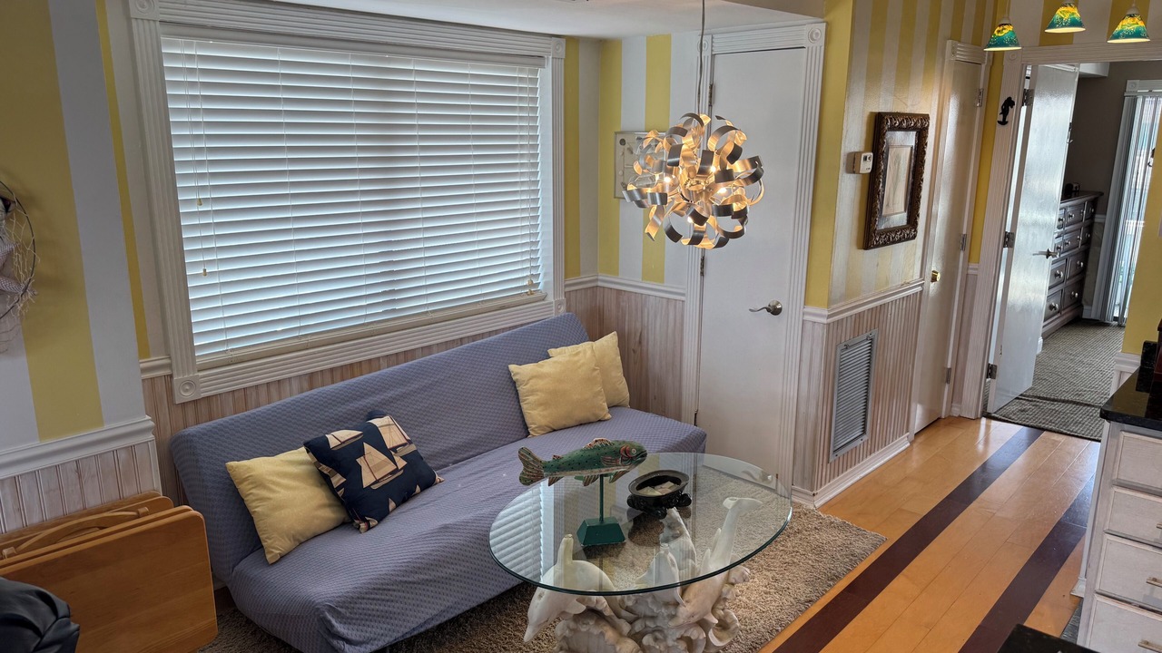 Photo of Livingroom in North Carolina Coast