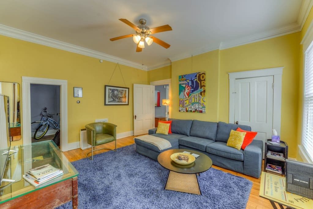 Photo of Livingroom in Midtown
