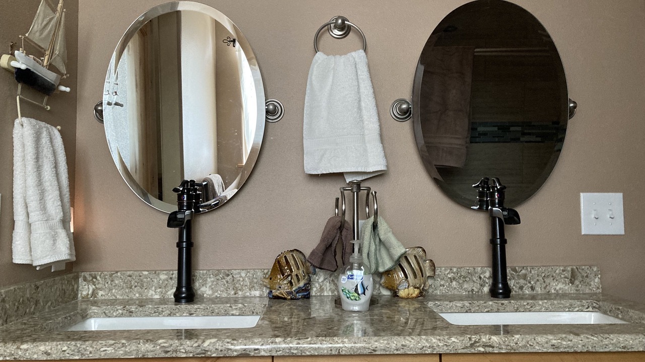 Photo of Bathroom in Diamond Lake