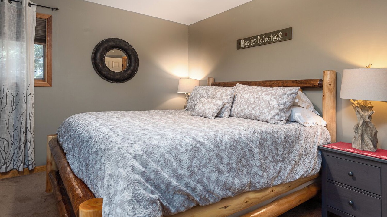 Photo of Bedroom in Pocono Pines