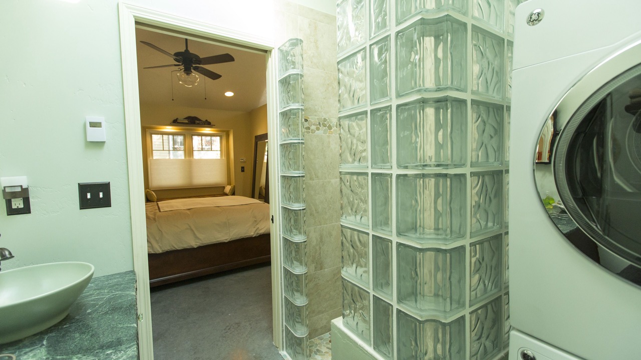 Photo of Bathroom in East End