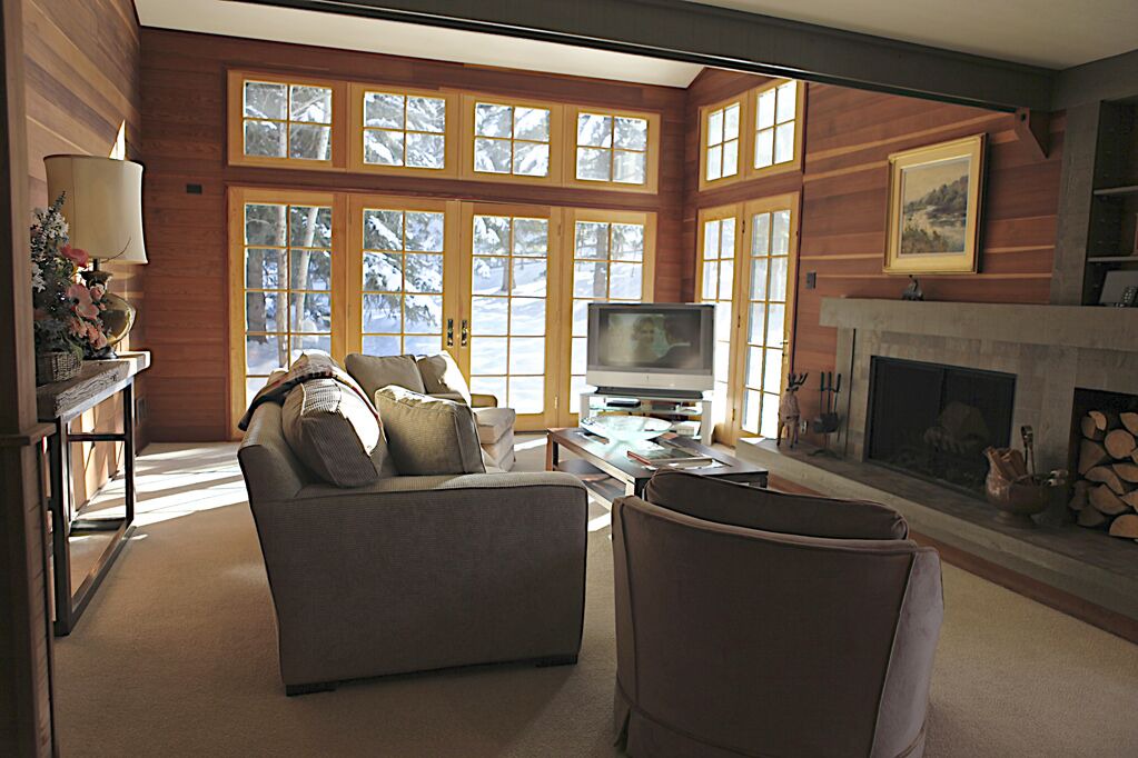 Photo of Bedroom in Warm Springs