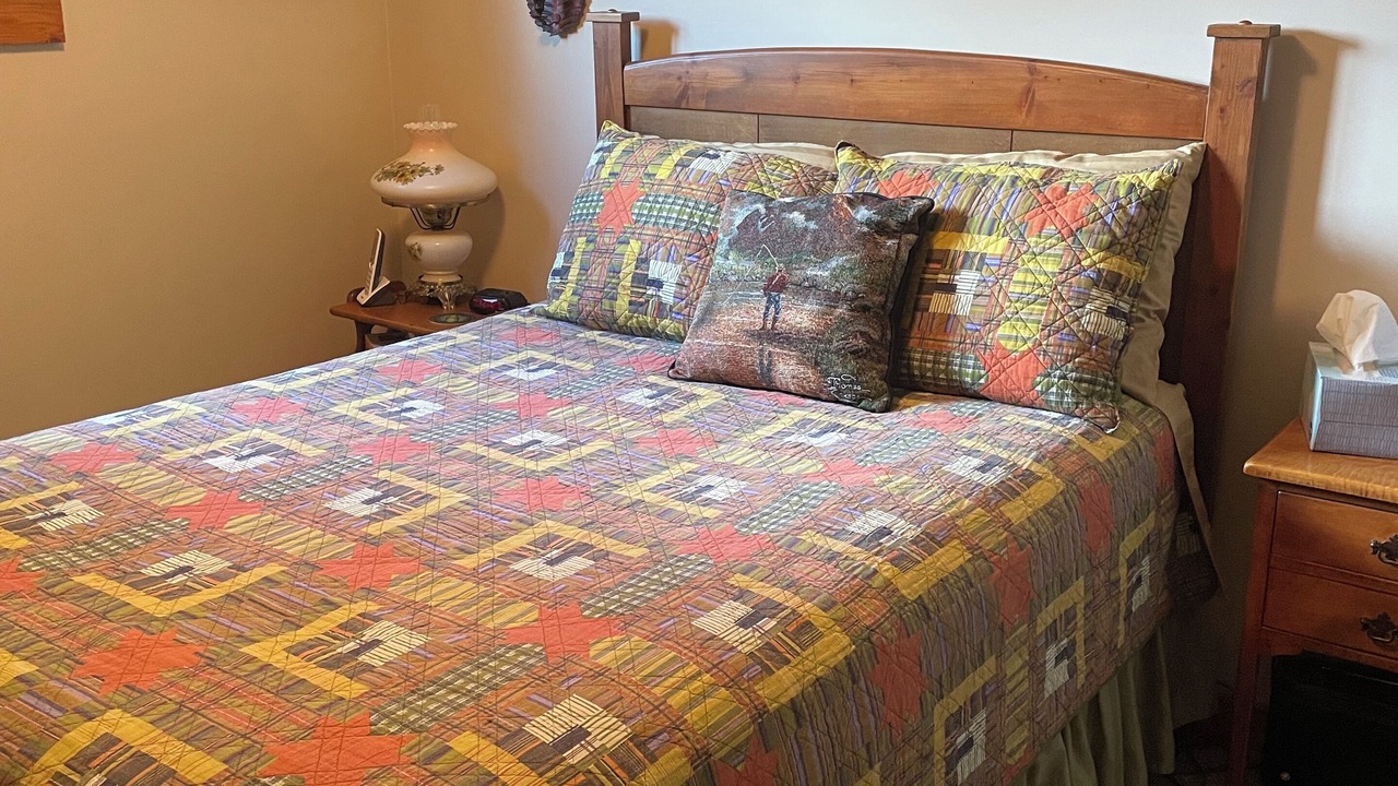 Photo of Bedroom in Wilsall