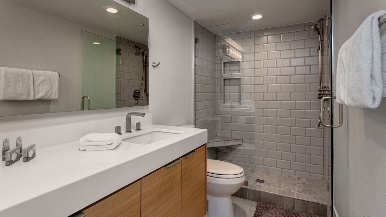 Photo of Bathroom in Park Meadows