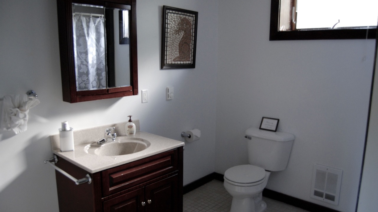 Photo of Bathroom in Pray