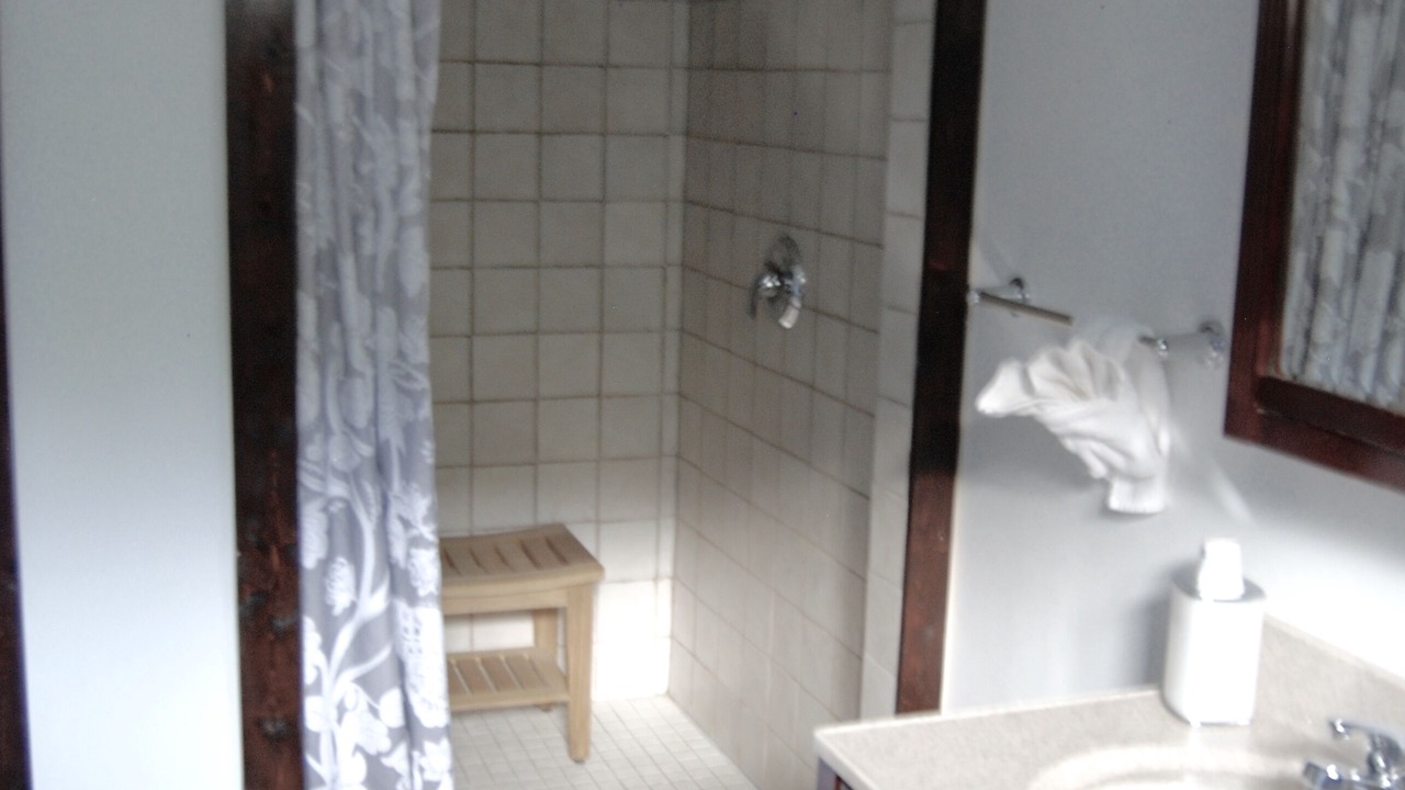 Photo of Bathroom in Pray