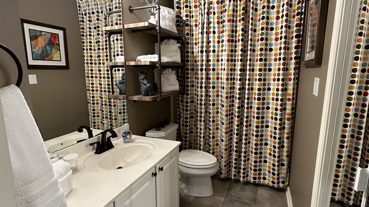 Photo of Bathroom in Mount Ida