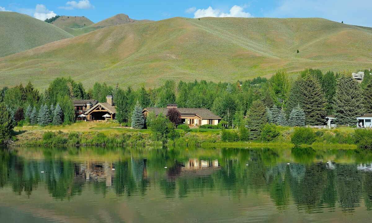 Photo of Outdoor in Elkhorn