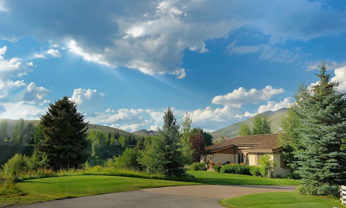 Photo of Outdoor in Elkhorn