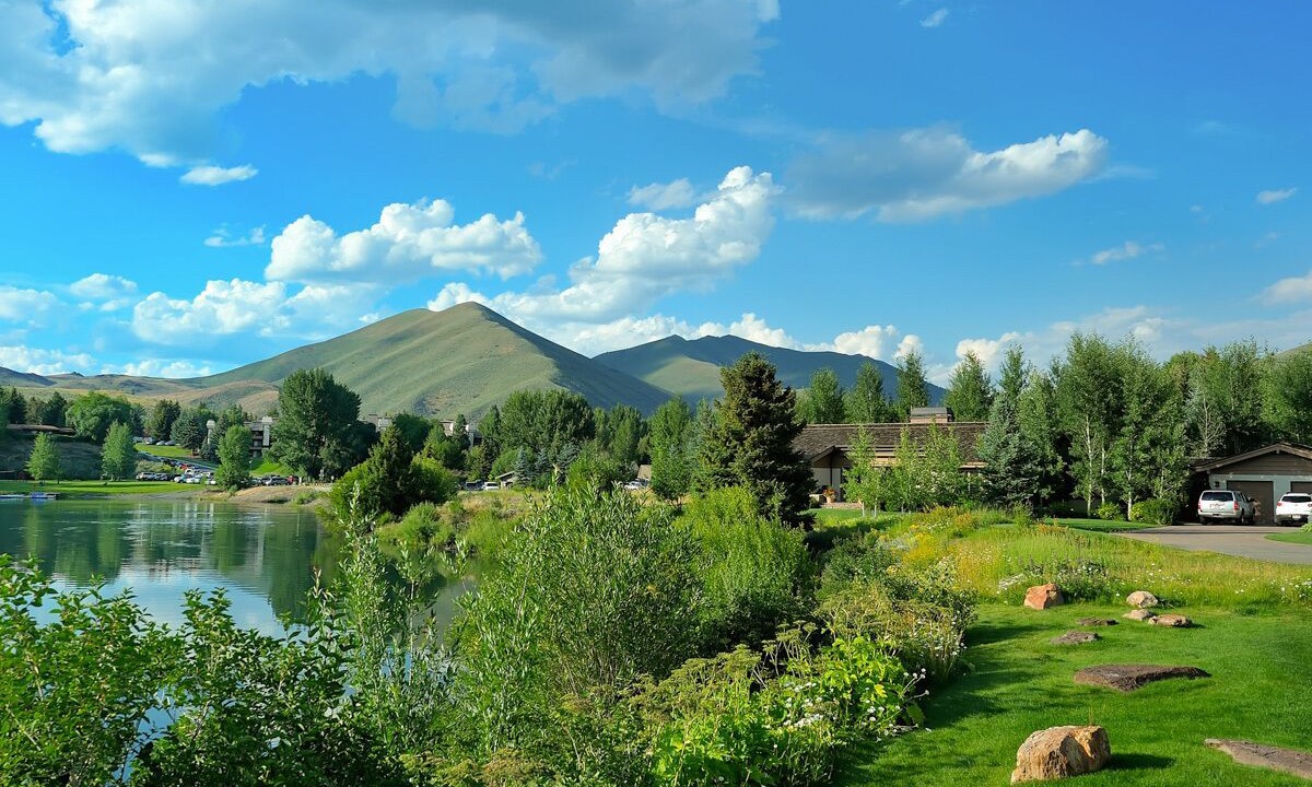 Photo of Outdoor in Elkhorn