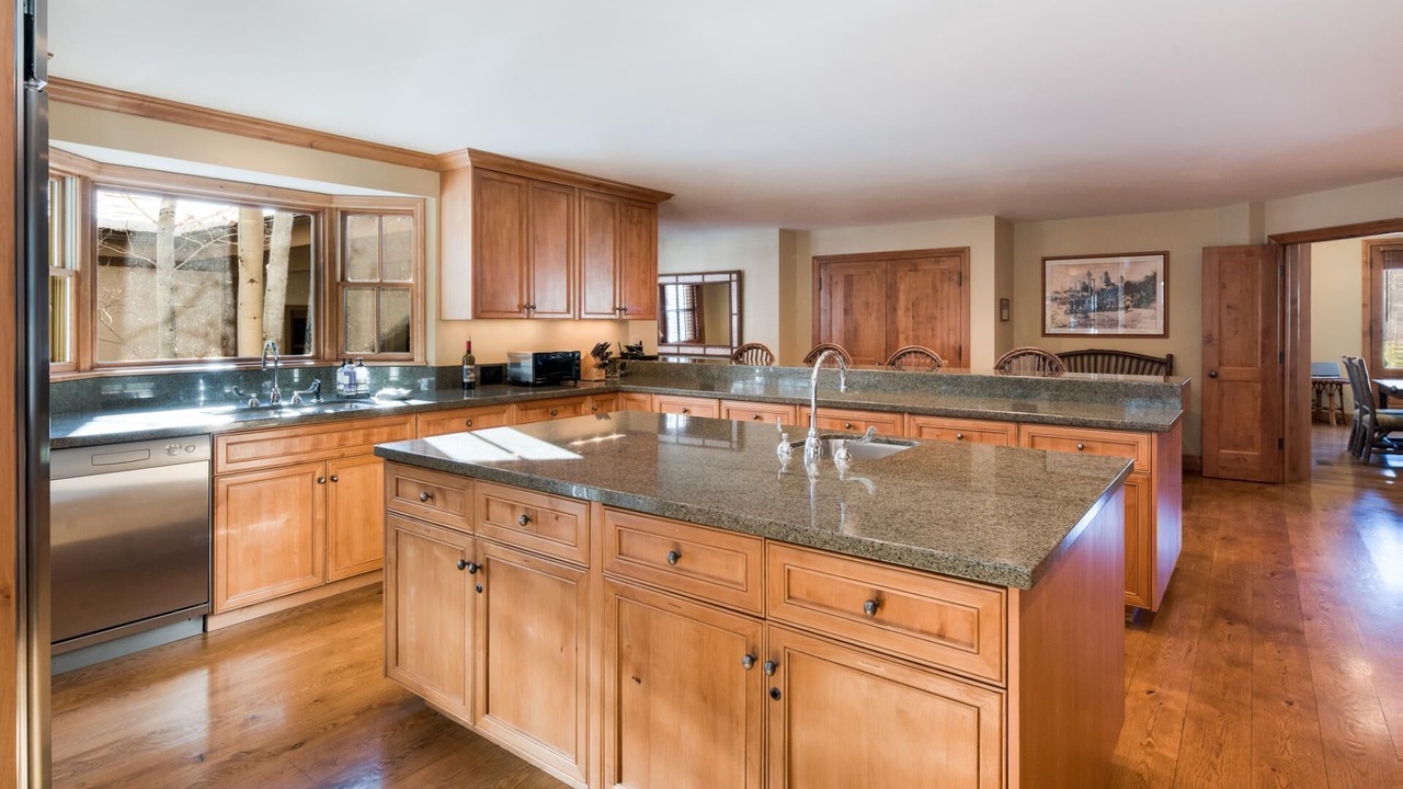 Photo of Kitchen in Elkhorn