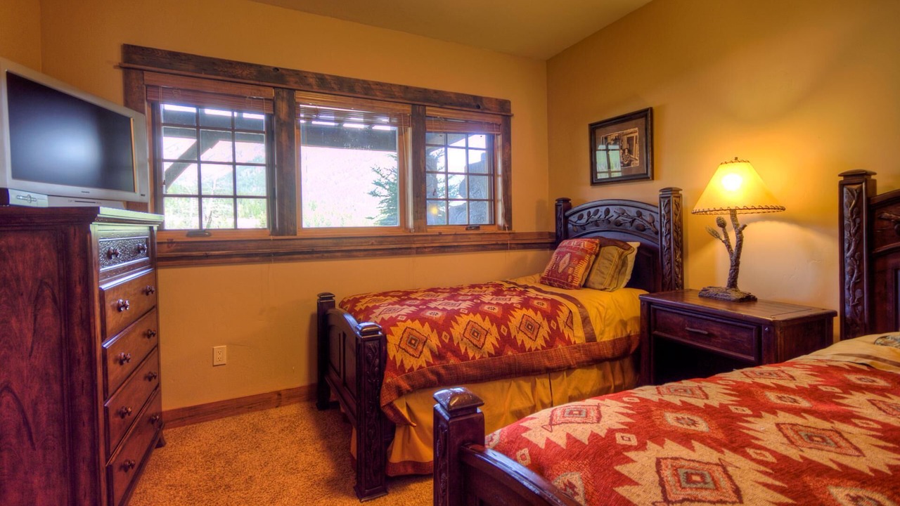 Photo of Bedroom in Antler Ridge