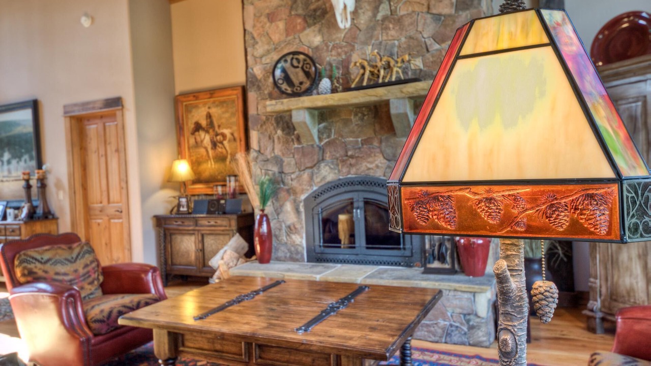 Photo of Livingroom in Antler Ridge