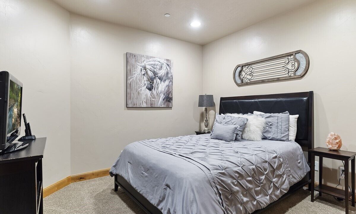 Photo of Bedroom in Ogden