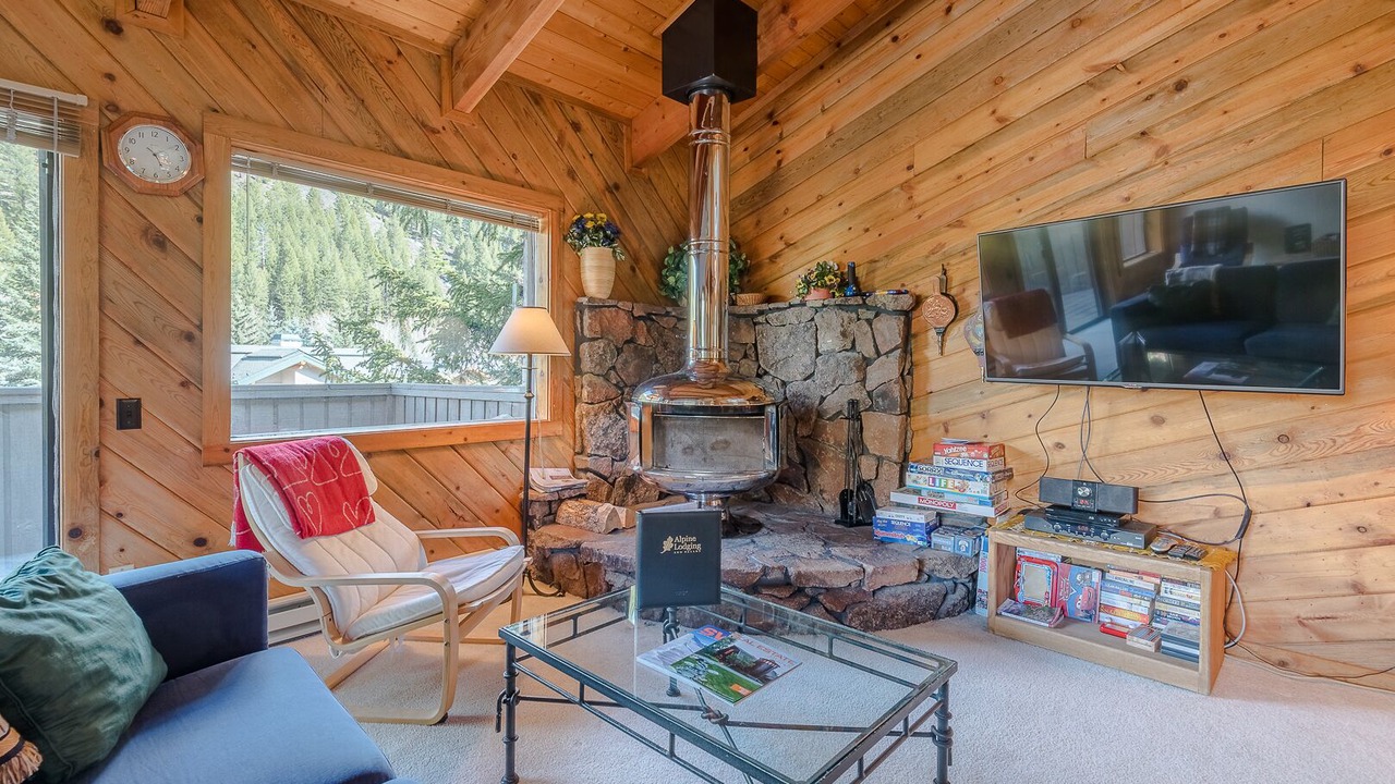 Photo of Livingroom in Warm Springs