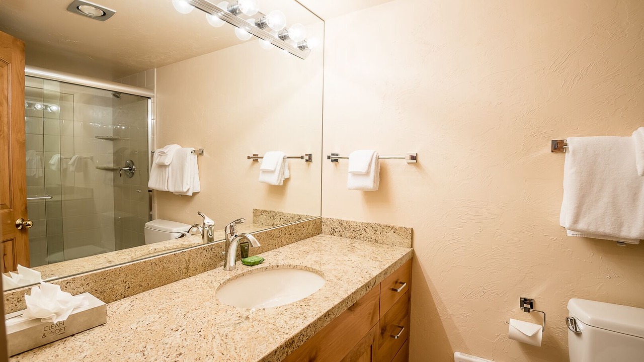 Photo of Bathroom in Warm Springs