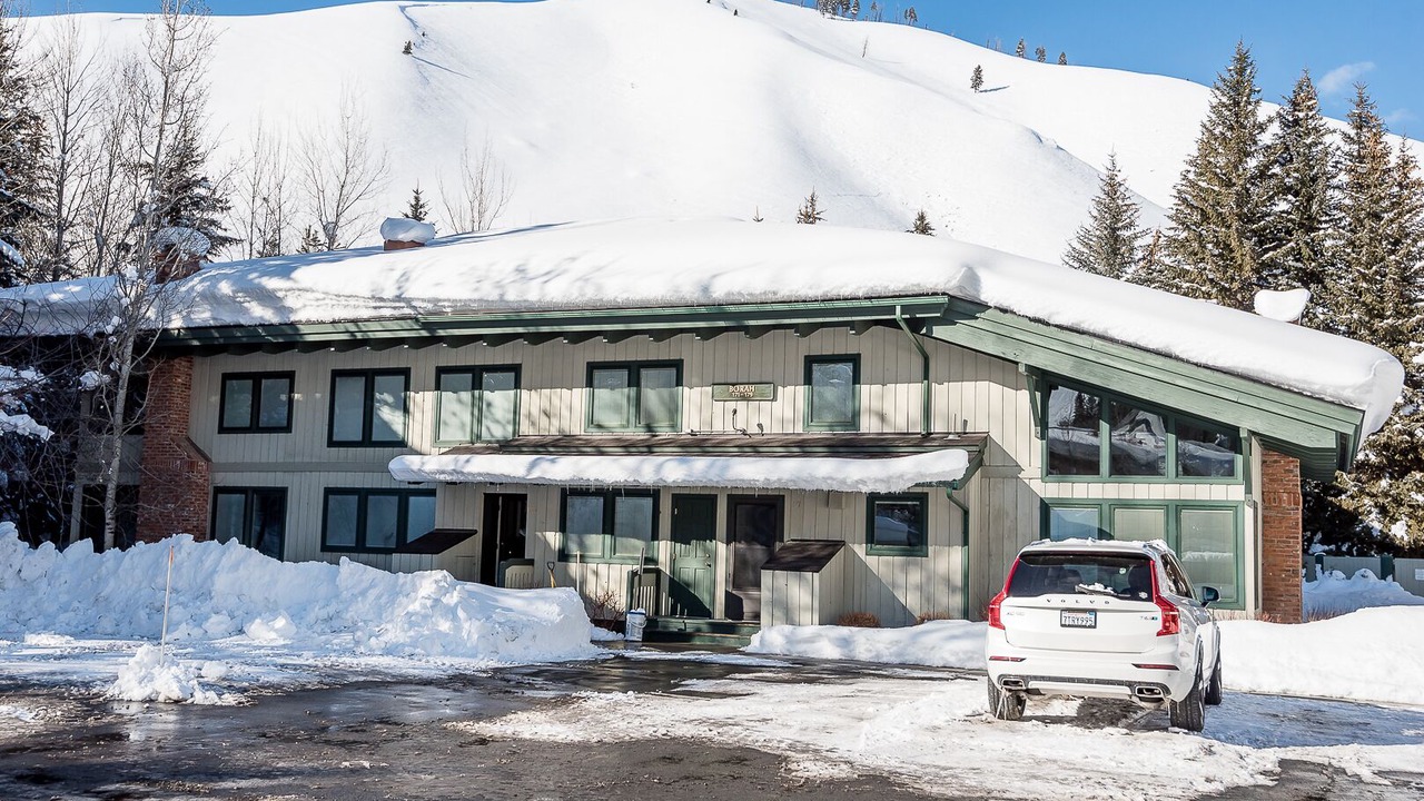 Photo of Outdoor in Warm Springs