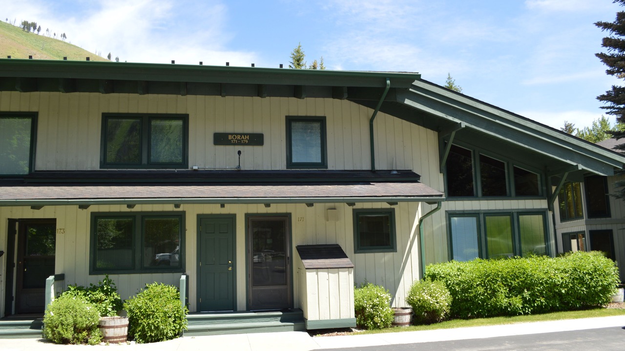 Photo of Outdoor in Warm Springs