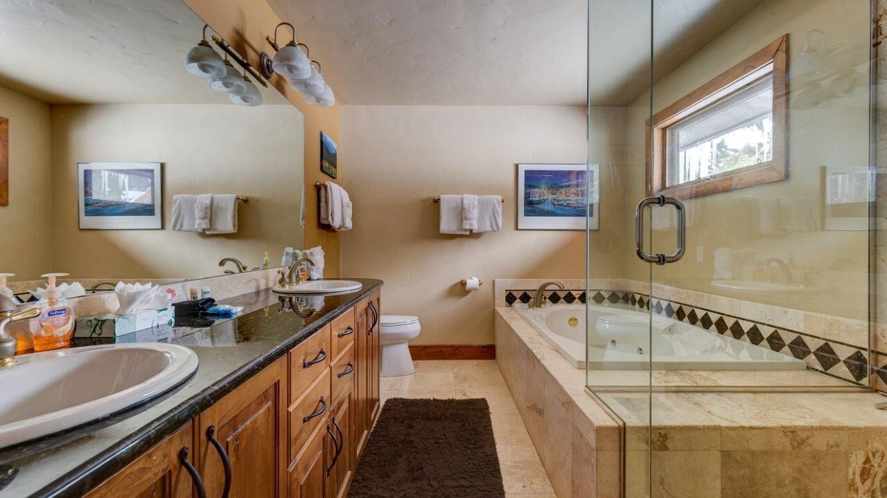 Photo of Bathroom in Blue River